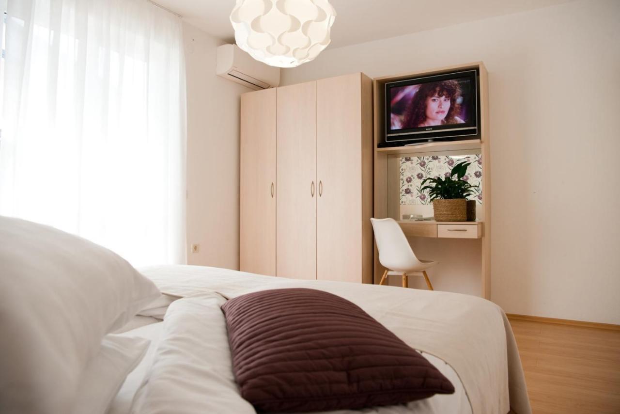 Apartments Sandra Пореч Екстер'єр фото