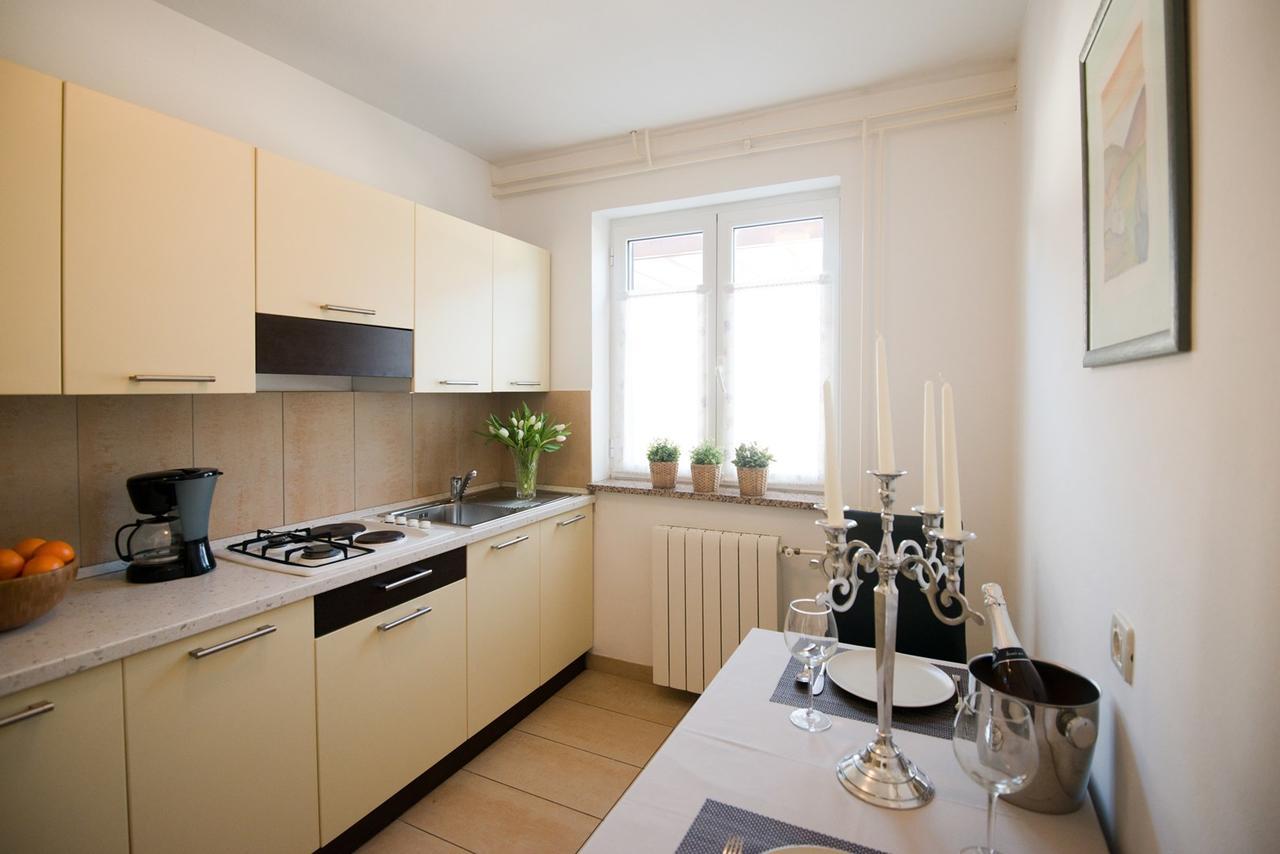 Apartments Sandra Пореч Екстер'єр фото