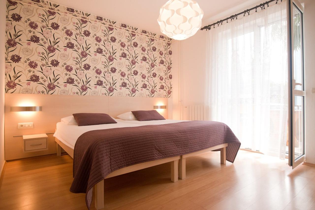 Apartments Sandra Пореч Екстер'єр фото